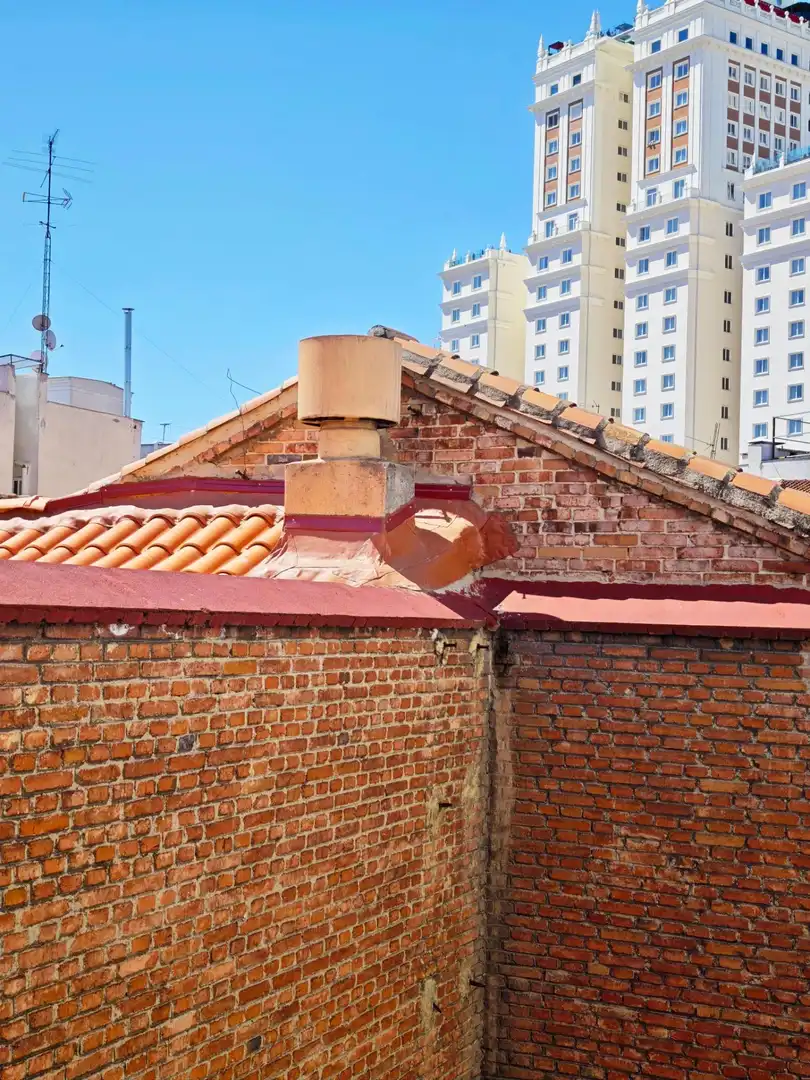 Außenansicht von Wohnung zur Miete in Madrid mit Klimaanlage, Heizung und Terrasse