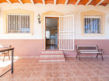 Landhaus zum Verkauf in Polígono PARCELA 585