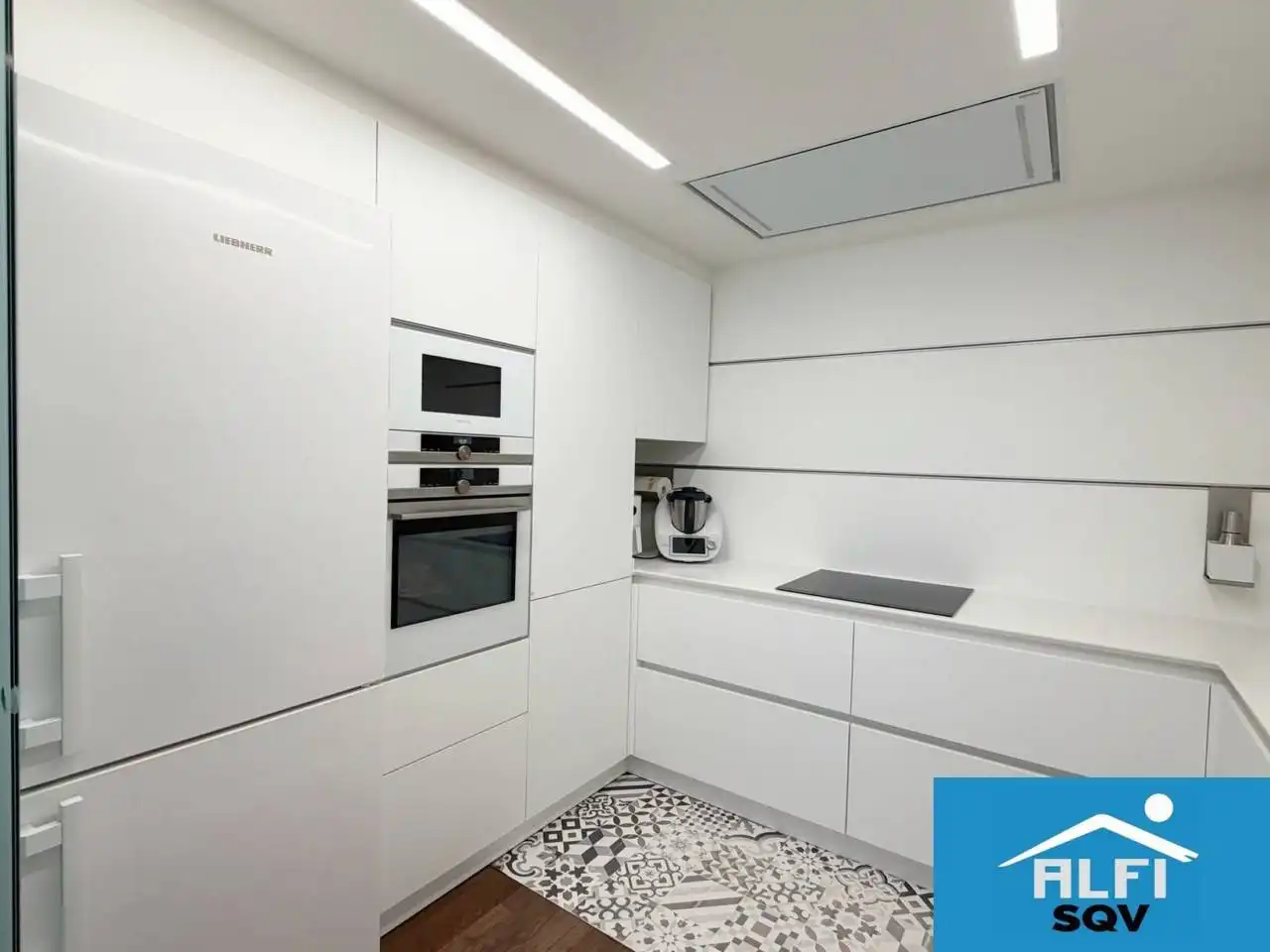 Kitchen of Flat for sale in Sabadell  with Air Conditioner, Heating and Parquet flooring