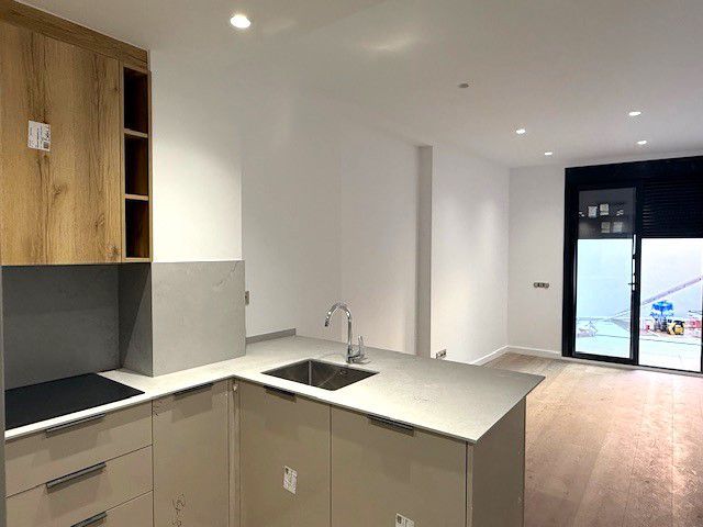 Kitchen of Flat for sale in Sant Boi de Llobregat  with Air Conditioner, Heating and Parquet flooring