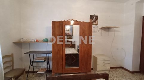 2884 PISO CON PATIO Y COCHERA, TOBARRA