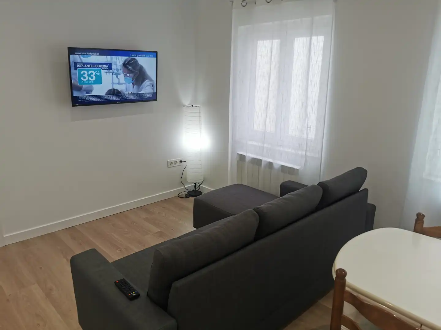 Sala de estar de Piso en venta en León Capital  con Calefacción, Parquet y Trastero