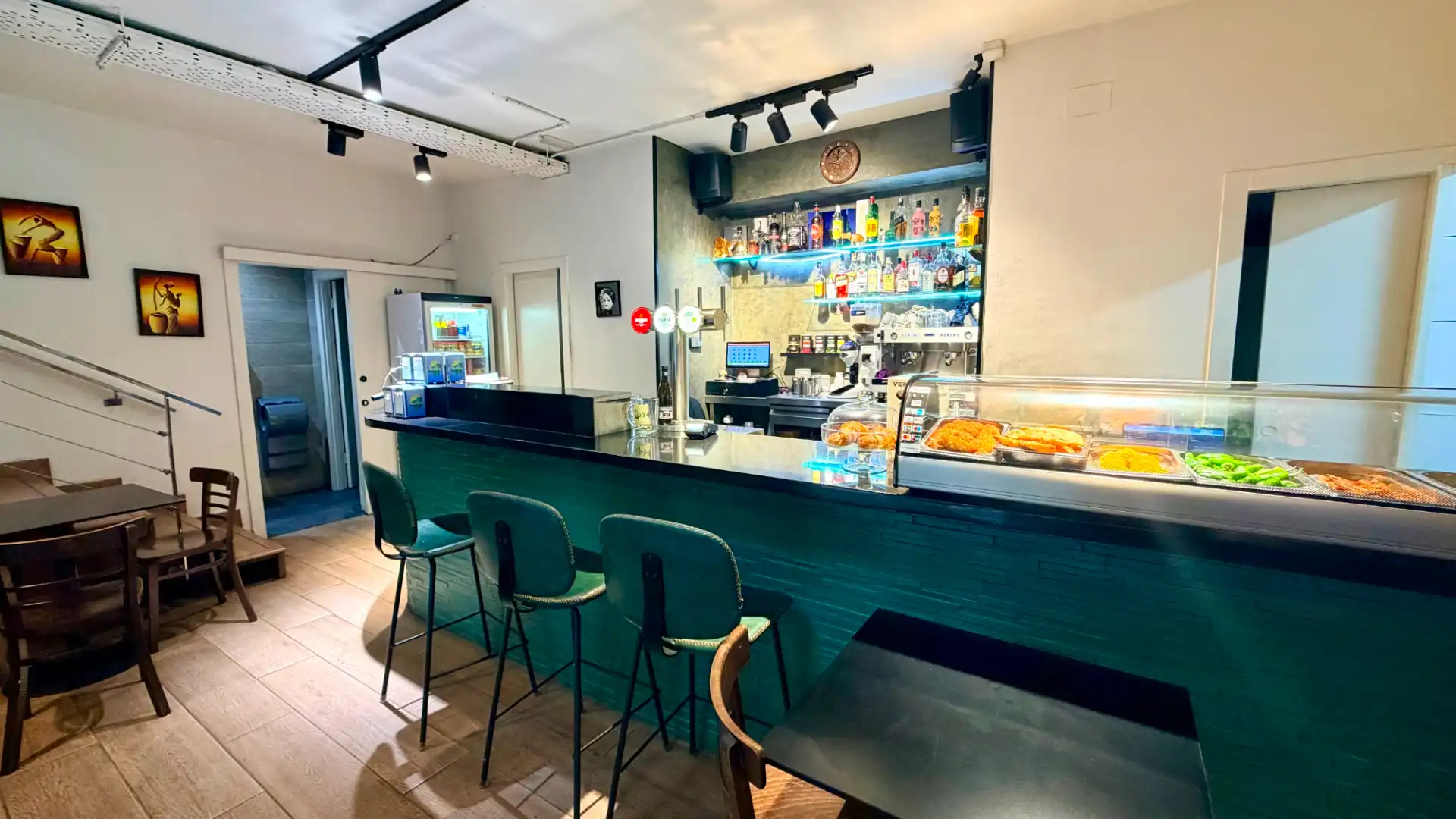 Local comercial en traspàs a Ciutat Vella, imagen 5