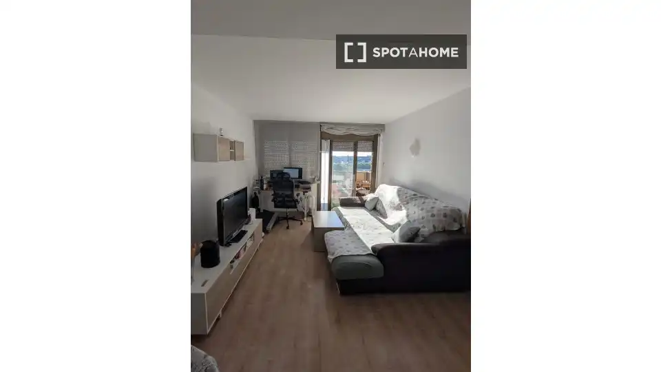 Living room of Flat for share in Terrassa  with Air Conditioner, Heating and Furnished