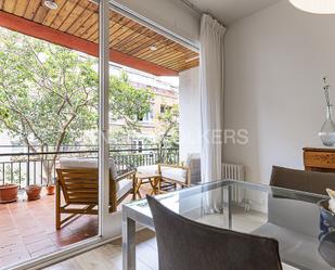 Exterior view of Apartment for sale in  Barcelona Capital  with Heating, Parquet flooring and Terrace