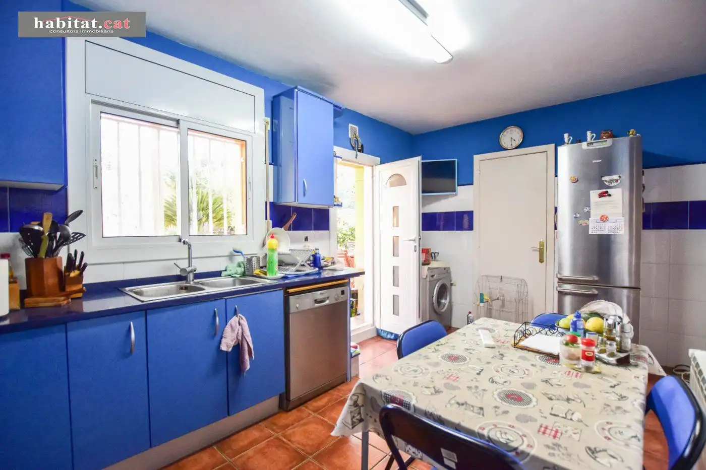 Cuina de Casa o xalet en venda en Sant Pere de Ribes amb Aire condicionat, Calefacció i Jardí privat