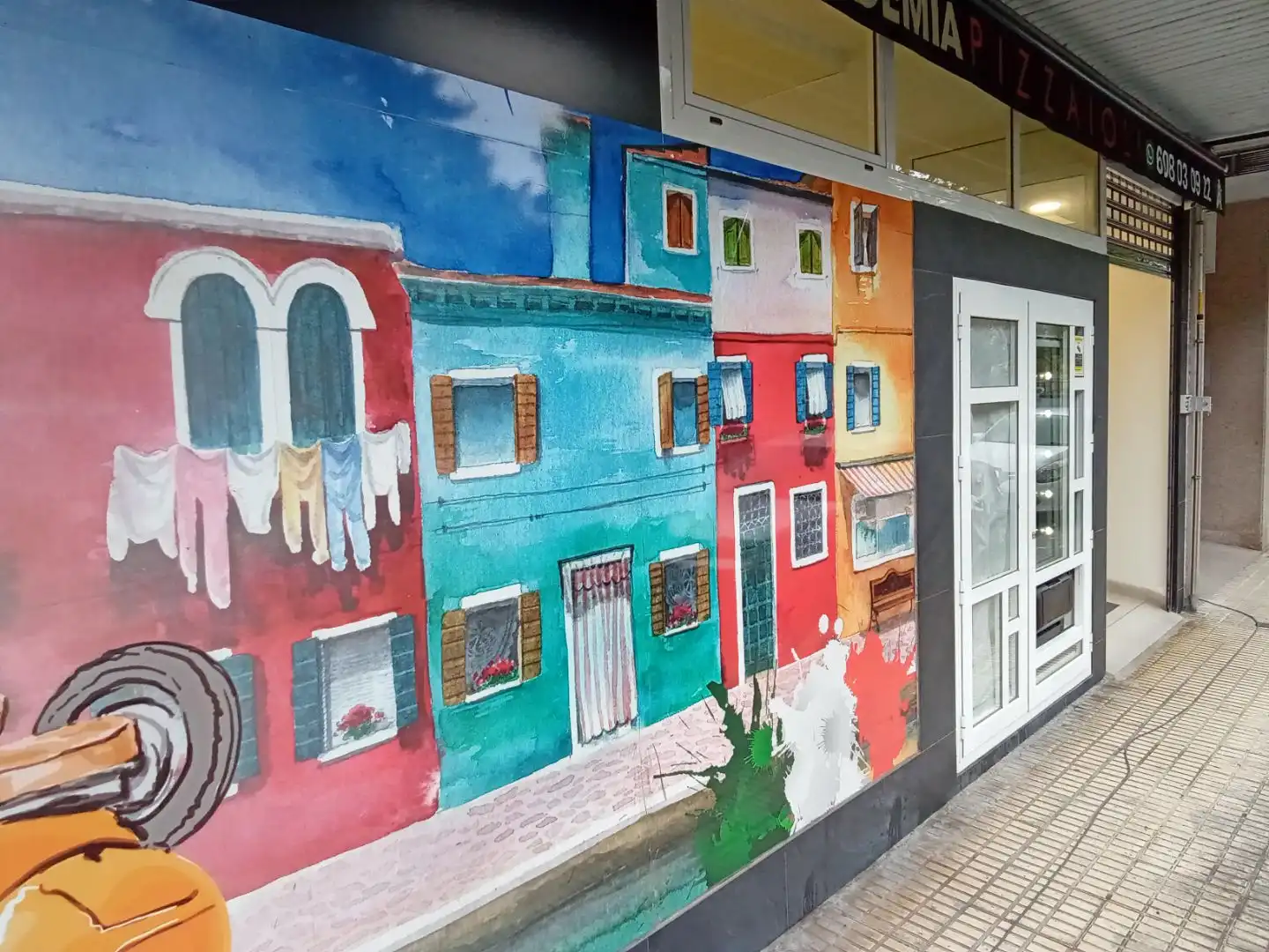 Vista exterior de Local de alquiler en Ponteareas con Amueblado y Alarma