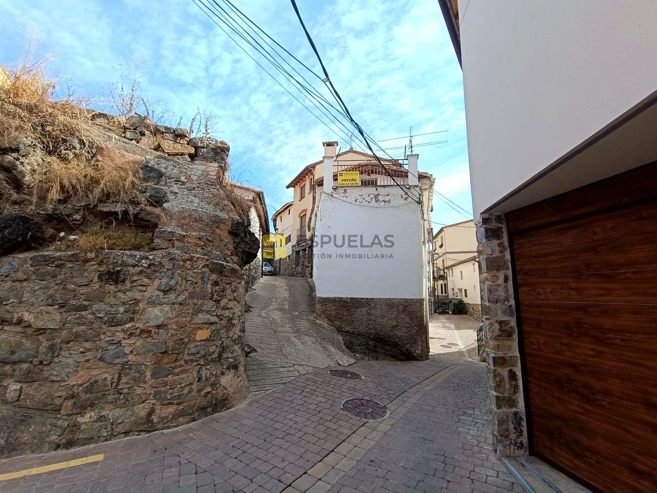Vista exterior de Casa o xalet en venda en Enciso amb Terrassa, Traster i Moblat