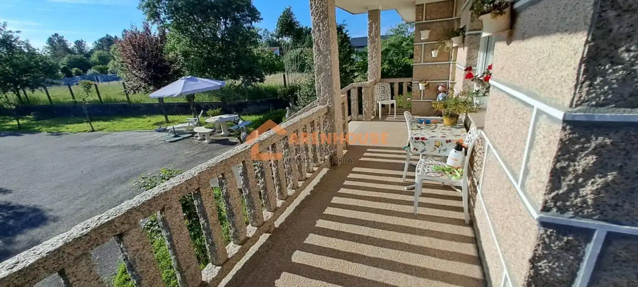 Chalet con terraza en venta en San Cibrao das Viñas, imagen 8