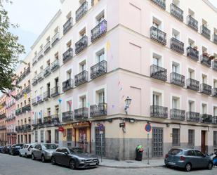 Exterior view of Flat for sale in  Madrid Capital  with Heating