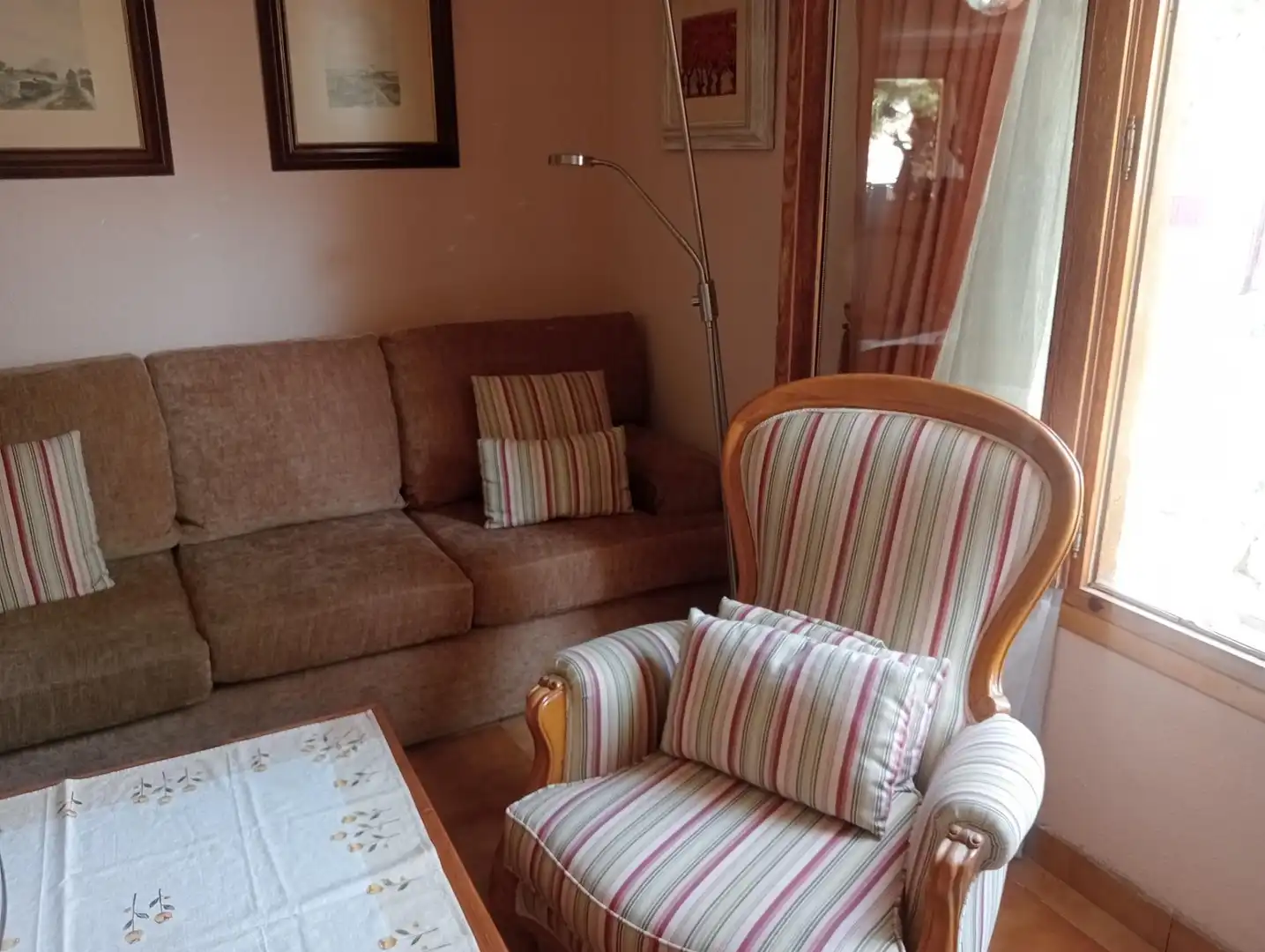 Sala d'estar de Casa adosada en venda en Las Matas  - Peñascales
