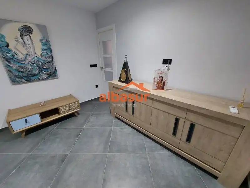 Piso de alquiler en Córdoba con Aire acondicionado, Terraza y Amueblado