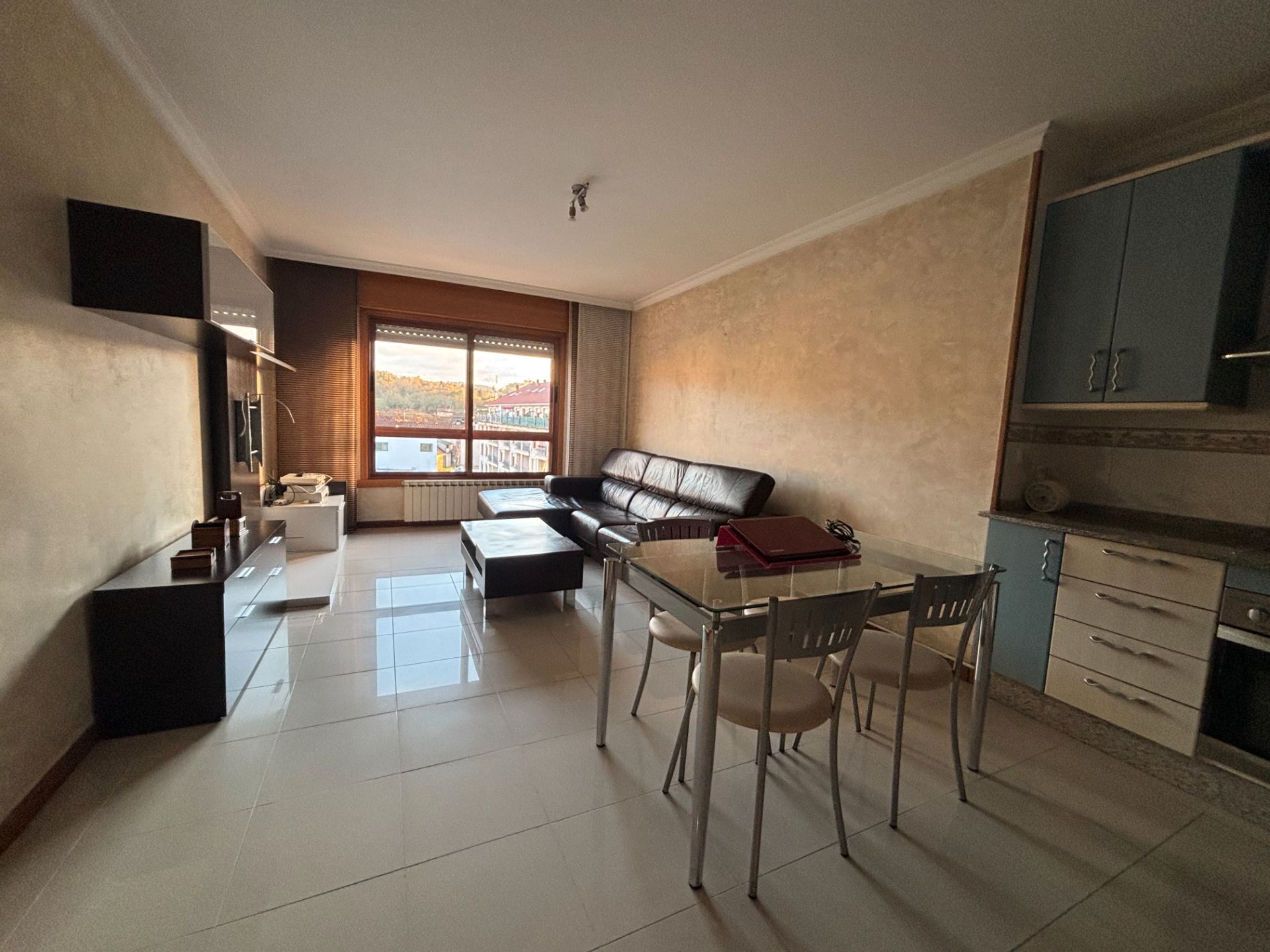 Sala d'estar de Pis de lloguer en Soutomaior amb Calefacció, Forn i Rentadora