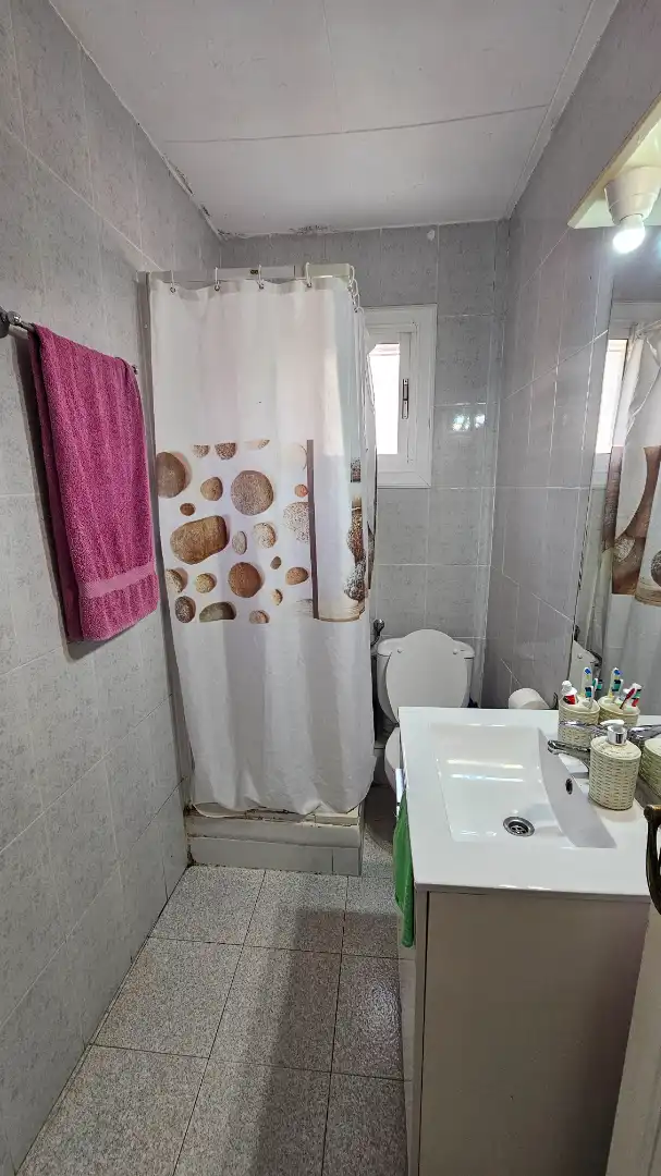Bathroom of Flat for sale in Sabadell  with Heating and Furnished