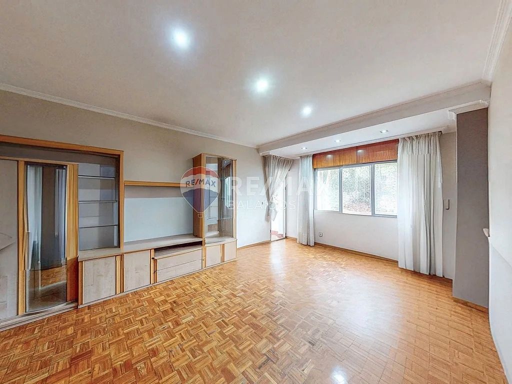 Pis en venda en Pontevedra Capital  amb Parquet, Terrassa i Traster