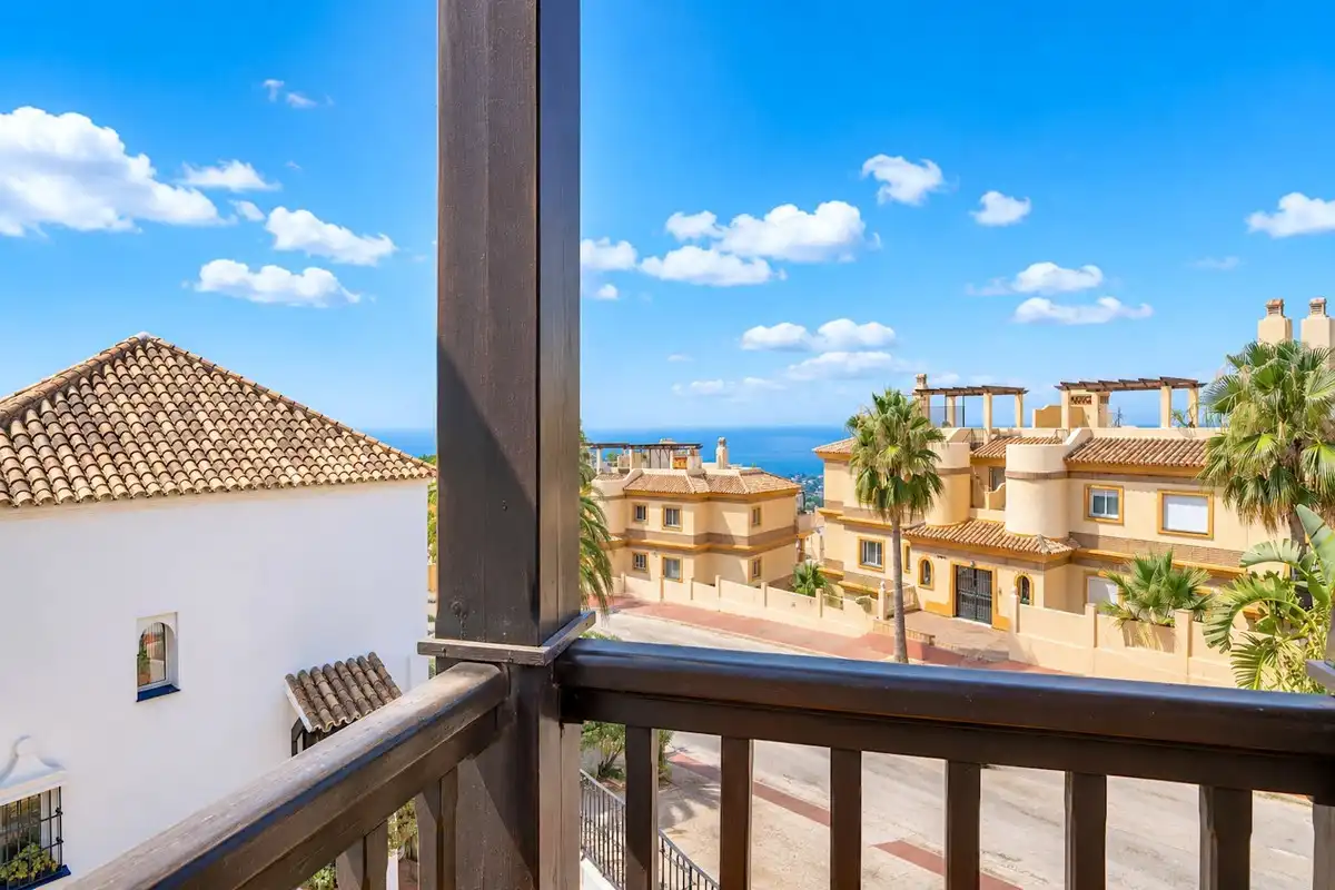 Vista exterior de Apartament en venda en Motril amb Aire condicionat, Calefacció i Jardí privat
