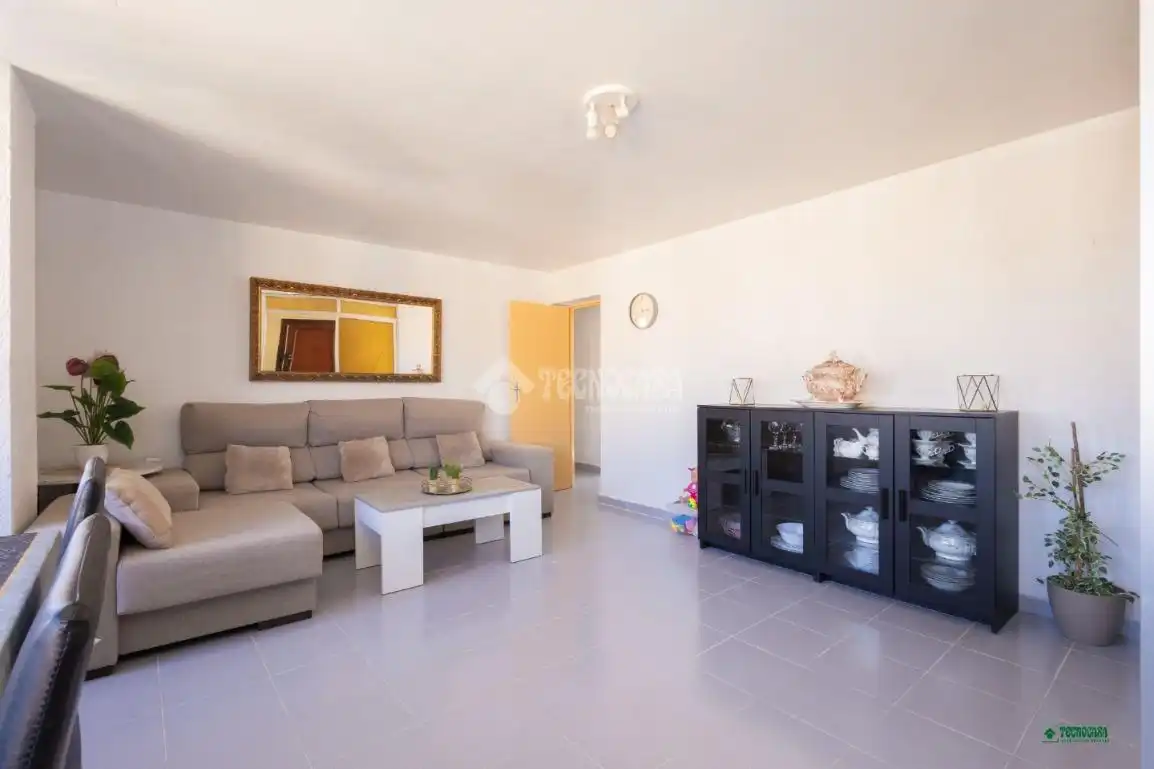Sala de estar de Piso en venta en Almería