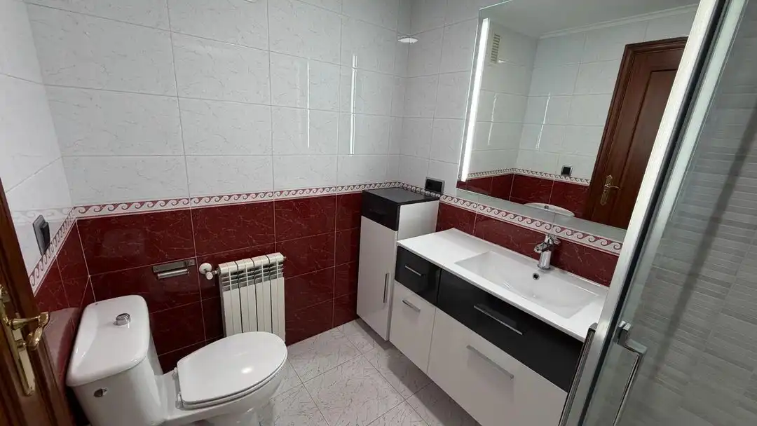 Bathroom of Flat for sale in Vitoria - Gasteiz  with Heating, Terrace and Storage room