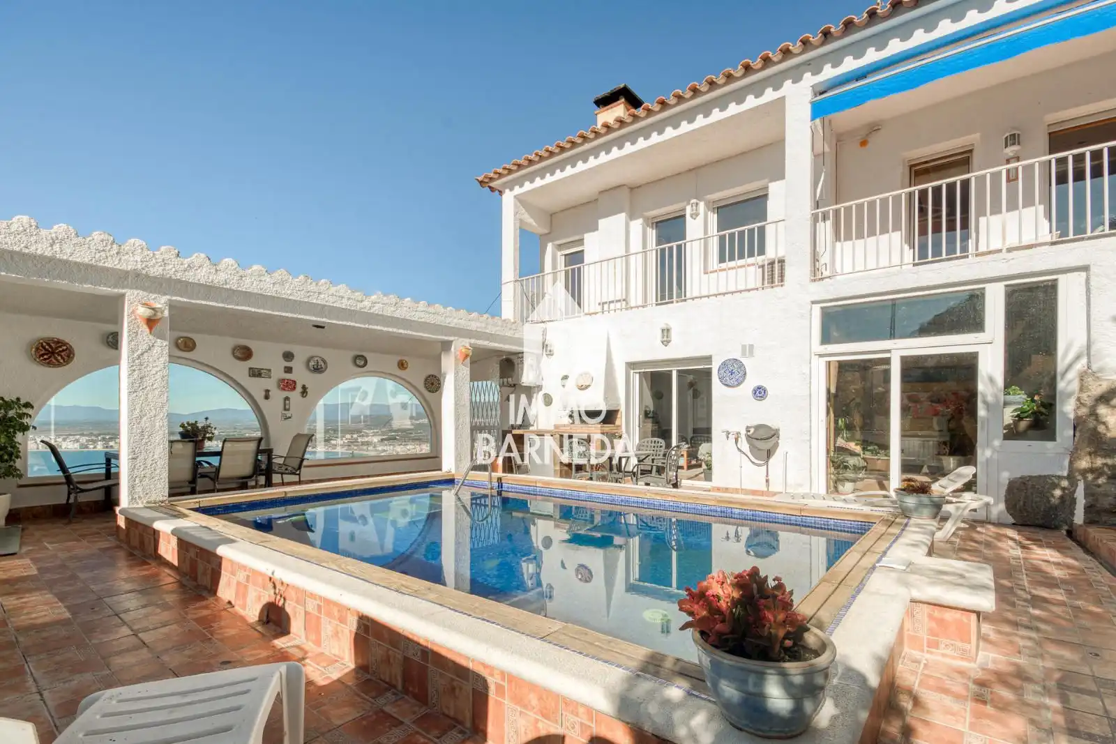 Casa con piscina en venta en N/A s/n