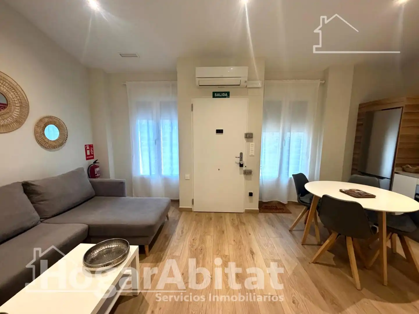 Sala d'estar de Pis en venda en Valencia amb Aire condicionat i Calefacció