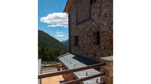 Foto 2 de Casa adosada en venta en El Forn - Prats - Meritxell, Canillo
