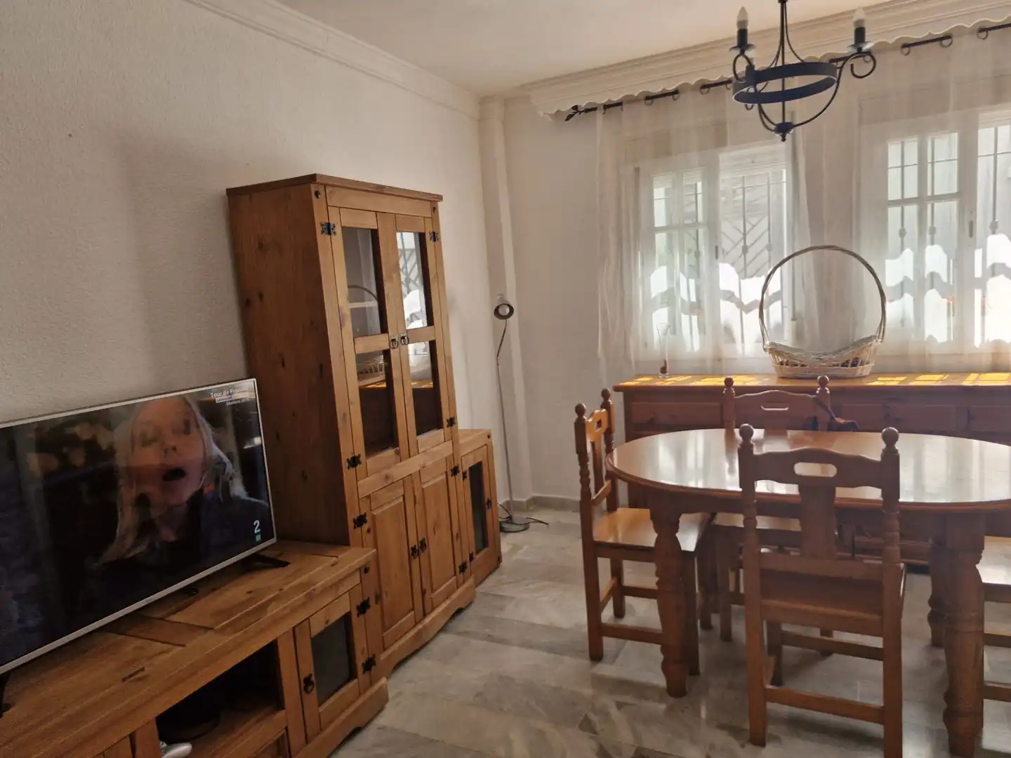 Menjador de Casa adosada en venda en La Línea de la Concepción amb Terrassa