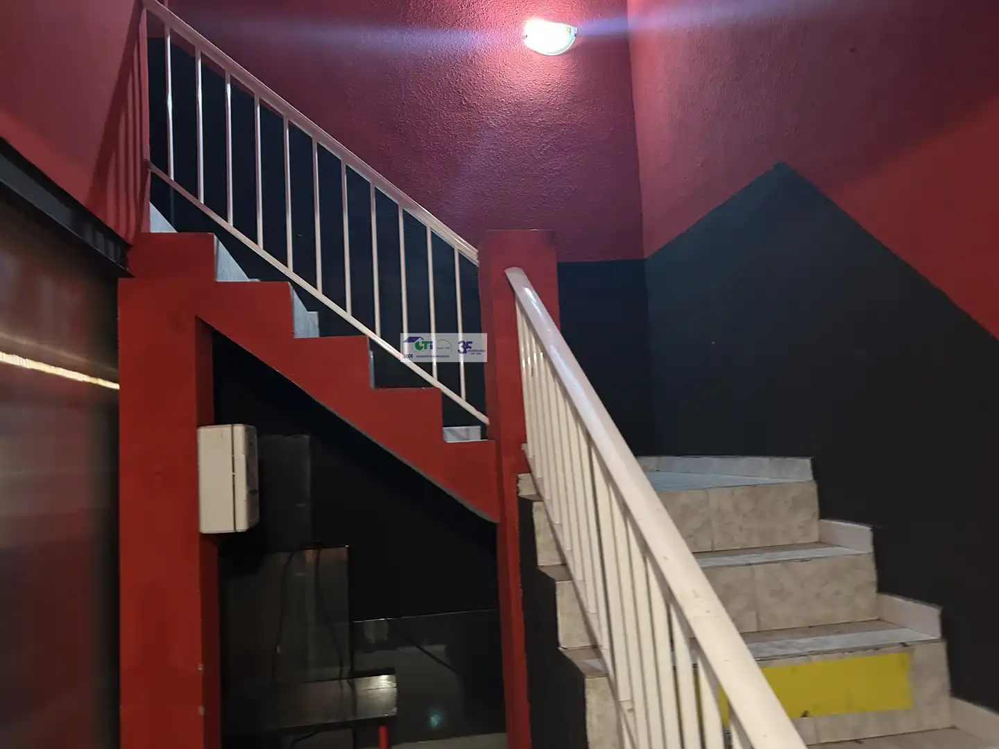 Nau industrial en venda a C / BUENOS AIRES, La Muela
