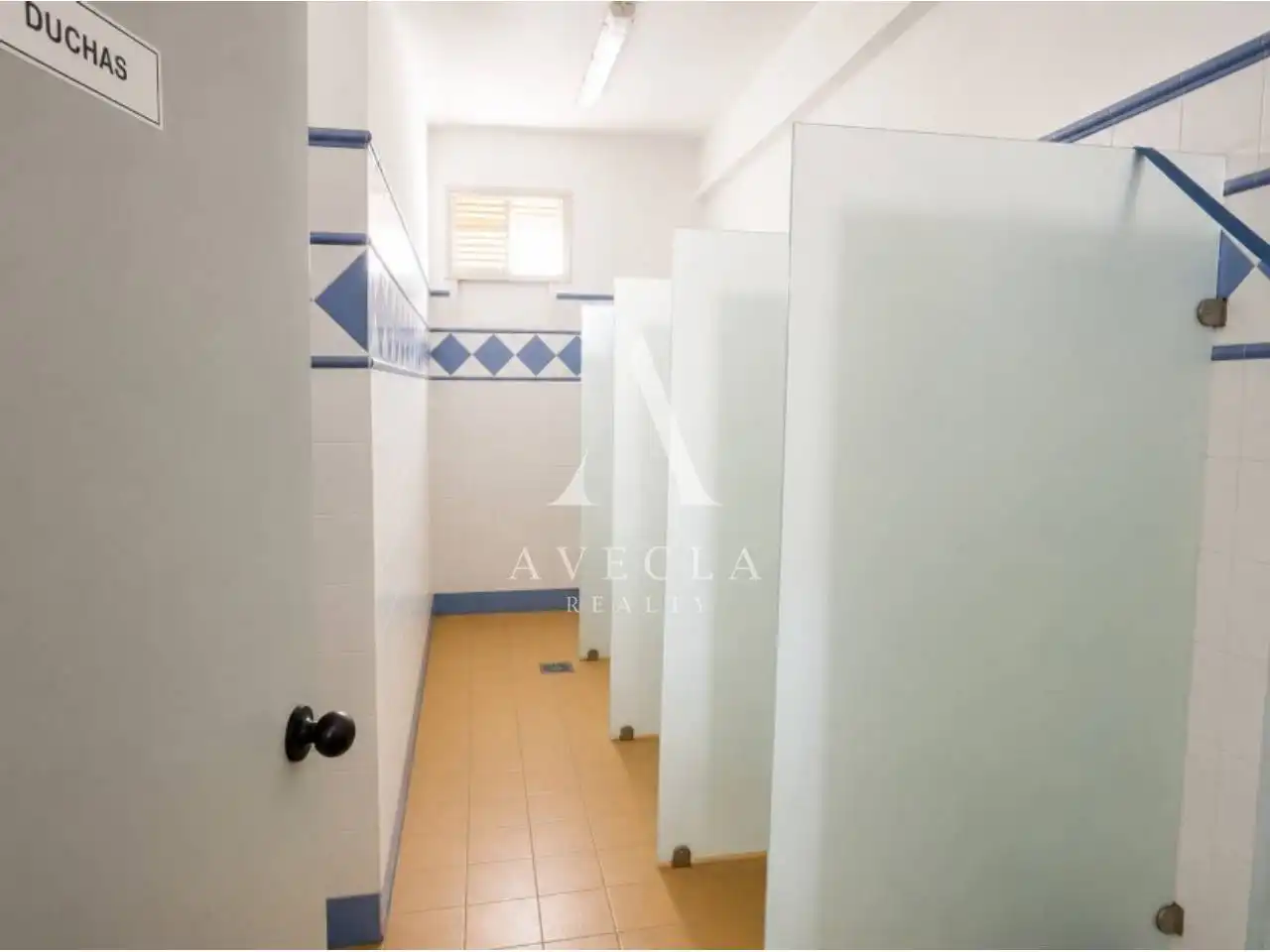 Baño de Nave industrial en venta en Lliçà de Vall