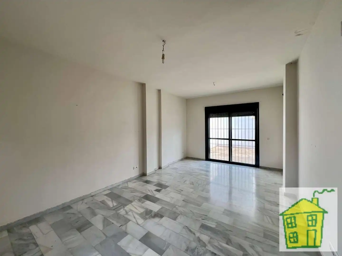 Casa amb terrassa en venda a Andújar, imagen 3