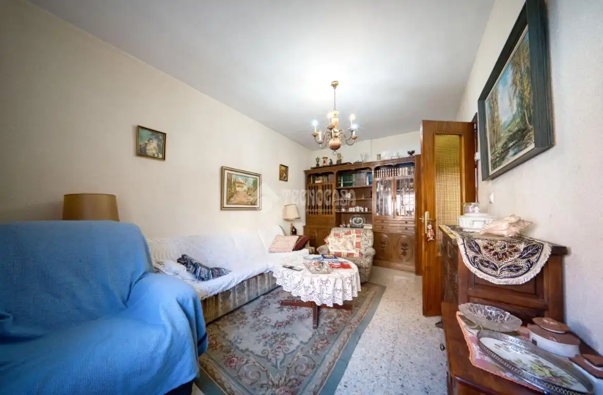 Sala d'estar de Casa o xalet en venda en Arroyo de la Encomienda amb Terrassa i Traster