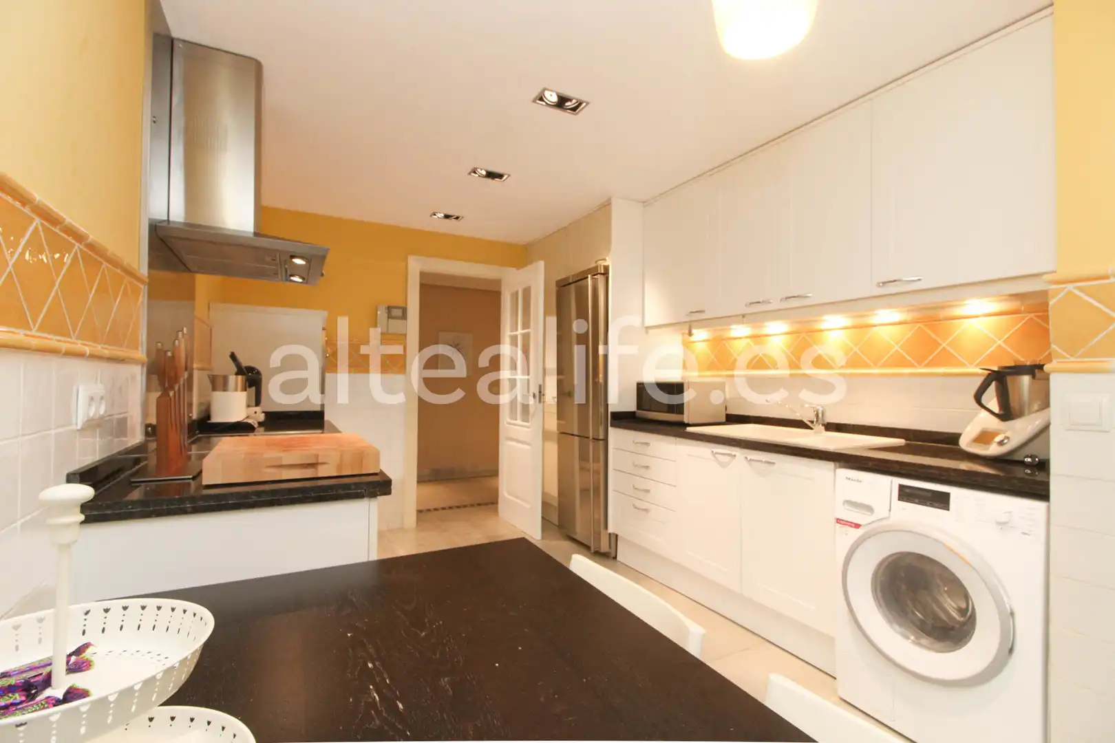 Cocina de Apartamento en venta en Altea con Aire acondicionado, Calefacción y Jardín privado