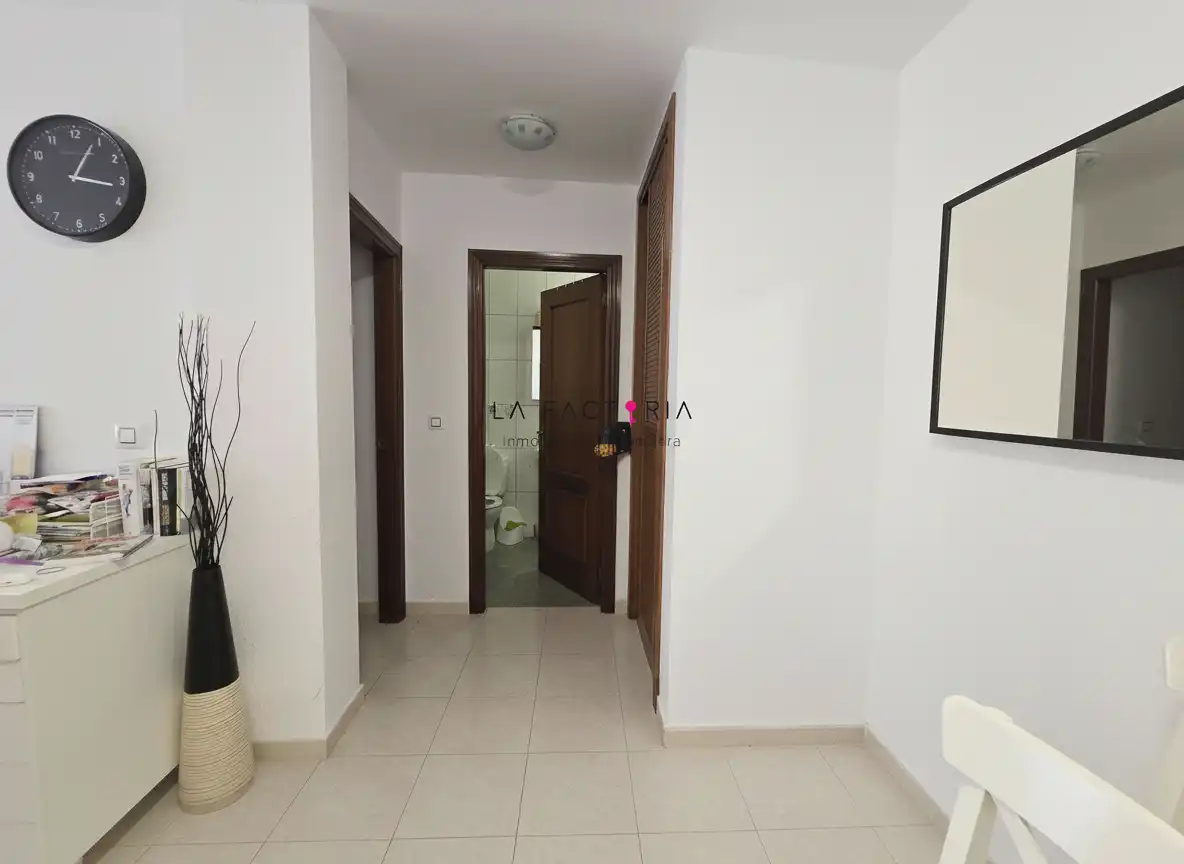 Piso en venta en Arona con Trastero, Horno y Balcón