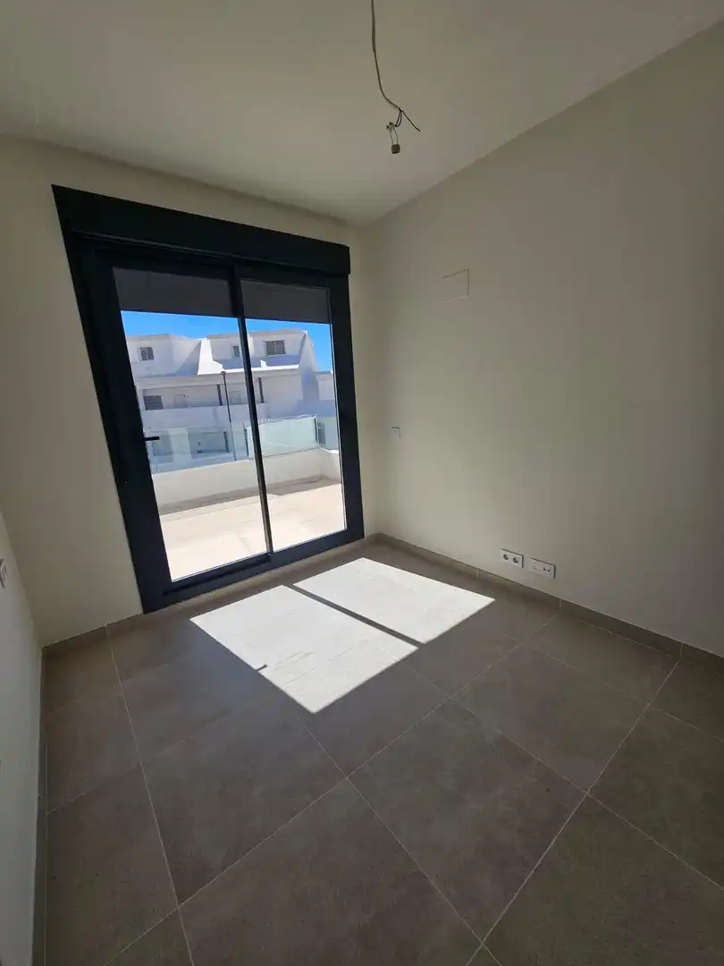 Terrassa de Casa adosada en venda en Benalmádena amb Aire condicionat, Jardí privat i Terrassa
