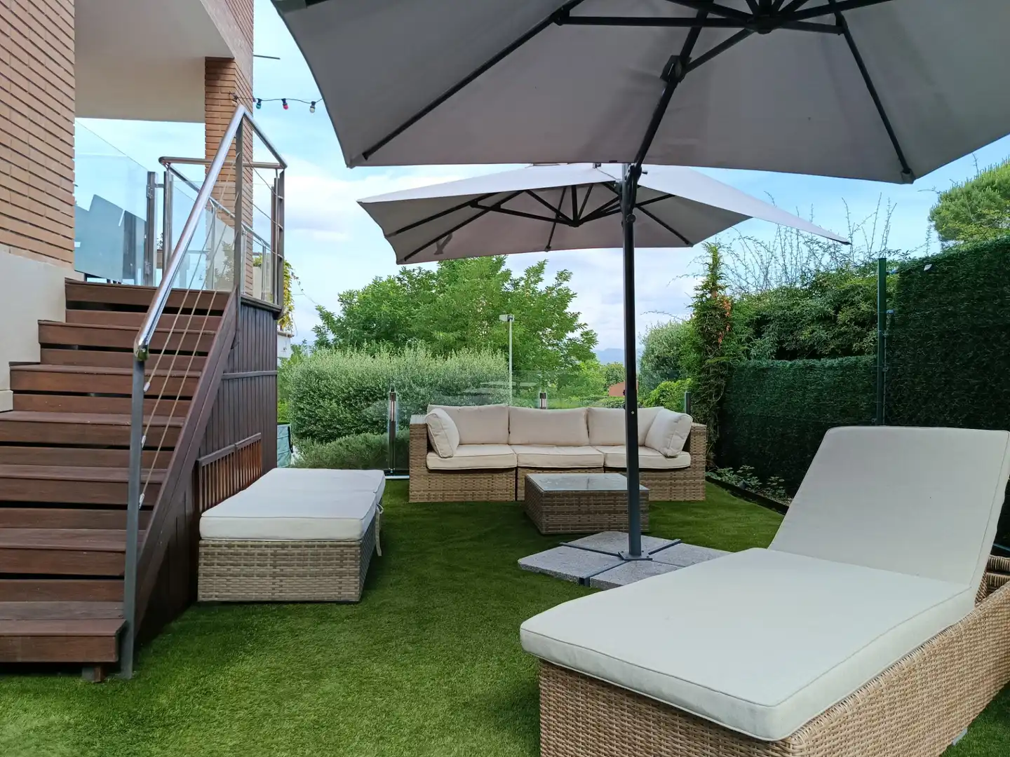 Terrassa de Casa adosada en venda en Girona amb Aire condicionat, Calefacció i Jardí privat