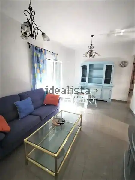 Habitación de Piso de alquiler en Granada con Amueblado, Lavadora y Microondas
