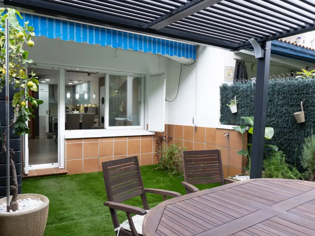 Adosado con jardín en venta en Avinguda Residencial Santa Susanna 4, imagen 6