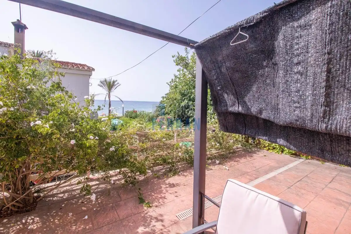 Garden of Houses for sale in El Vendrell  with Air Conditioner, Heating and Terrace