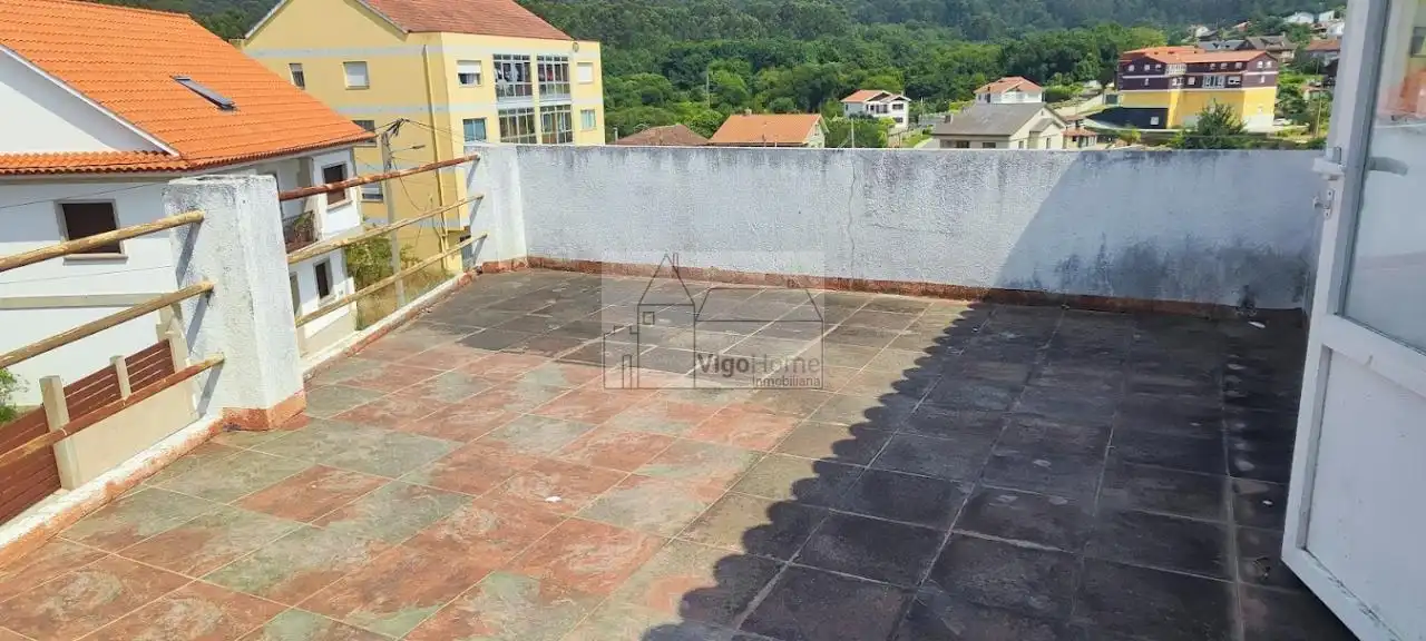 Terraza de Casa o chalet en venta en Cangas  con Calefacción, Jardín privado y Terraza