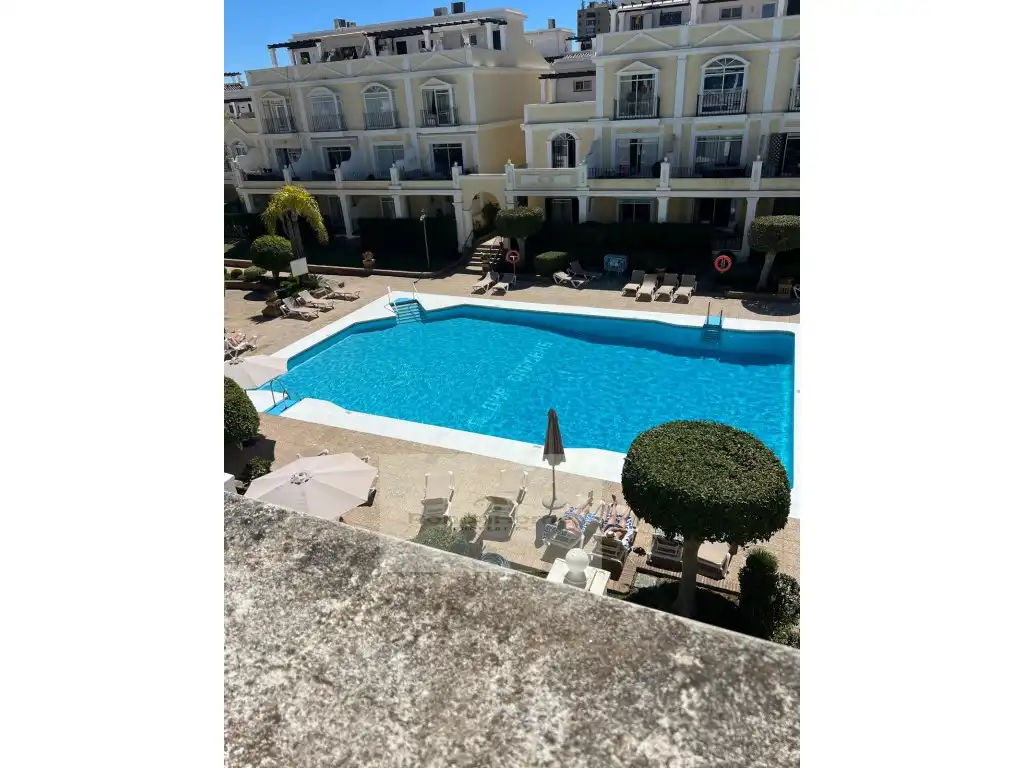 Piscina de Piso de alquiler en Marbella con Terraza