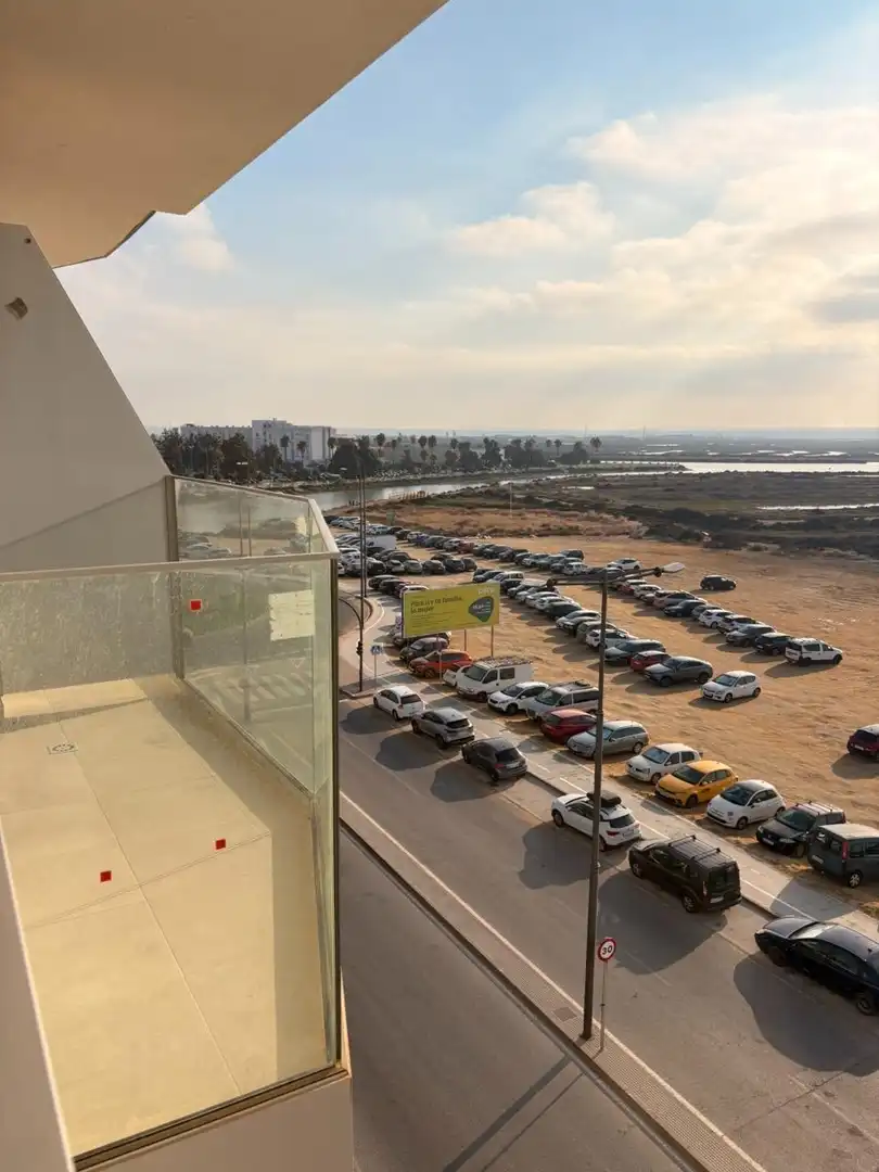 Flat with lift to rent in Avenida Avenida Ronda del Estero, imagen 2