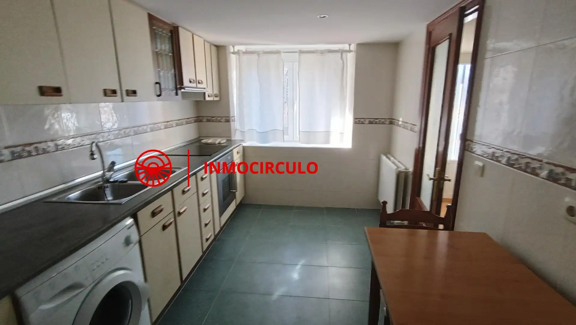 Cuina de Casa adosada de lloguer en Ibeas de Juarros, Burgos