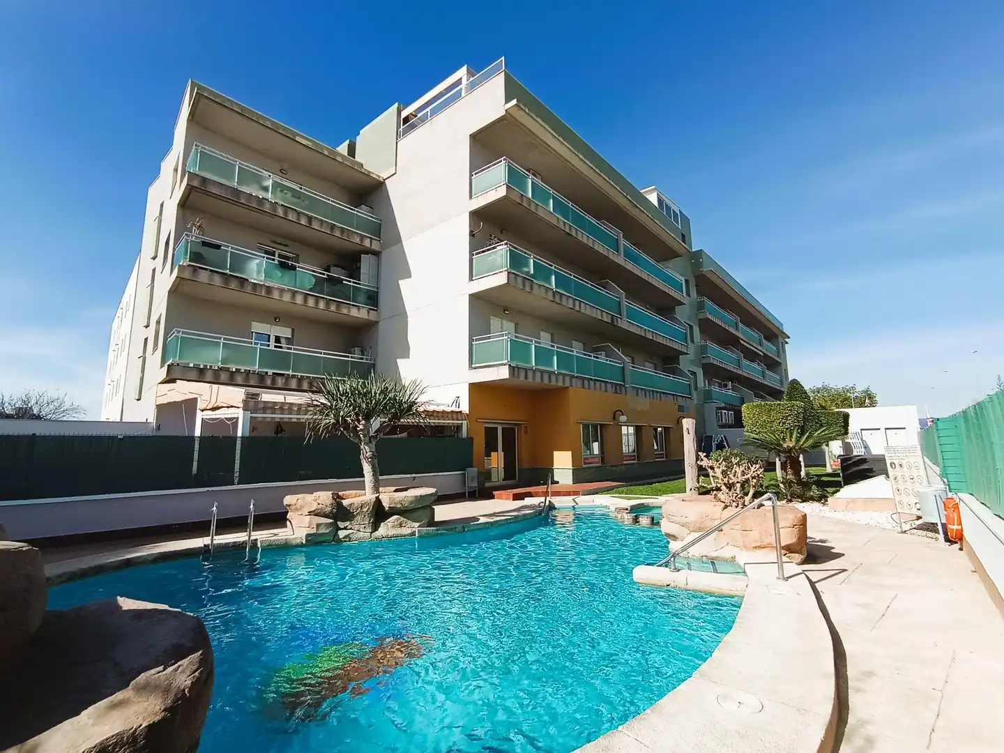 Schwimmbecken von Dachboden zum Verkauf in Orihuela mit Klimaanlage, Terrasse und Schwimmbad