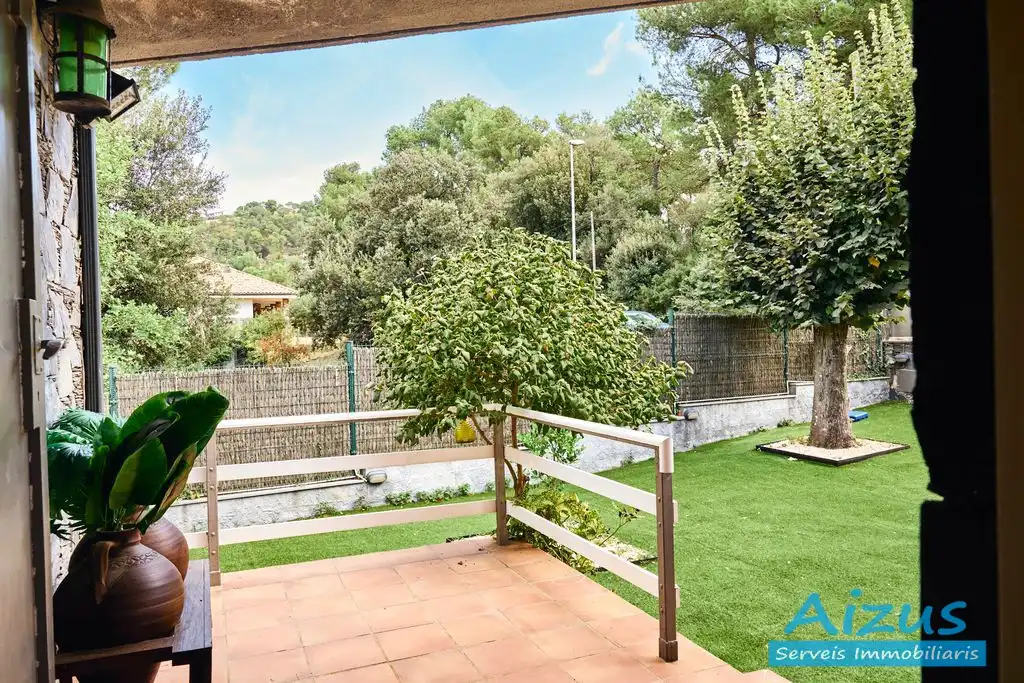 Jardín de Casa o chalet en venta en Seva con Aire acondicionado, Calefacción y Jardín privado