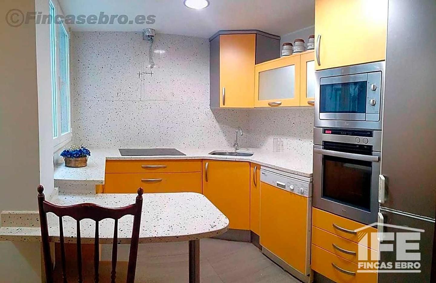 Cuina de Pis en venda en Alagón amb Aire condicionat, Calefacció i Terrassa