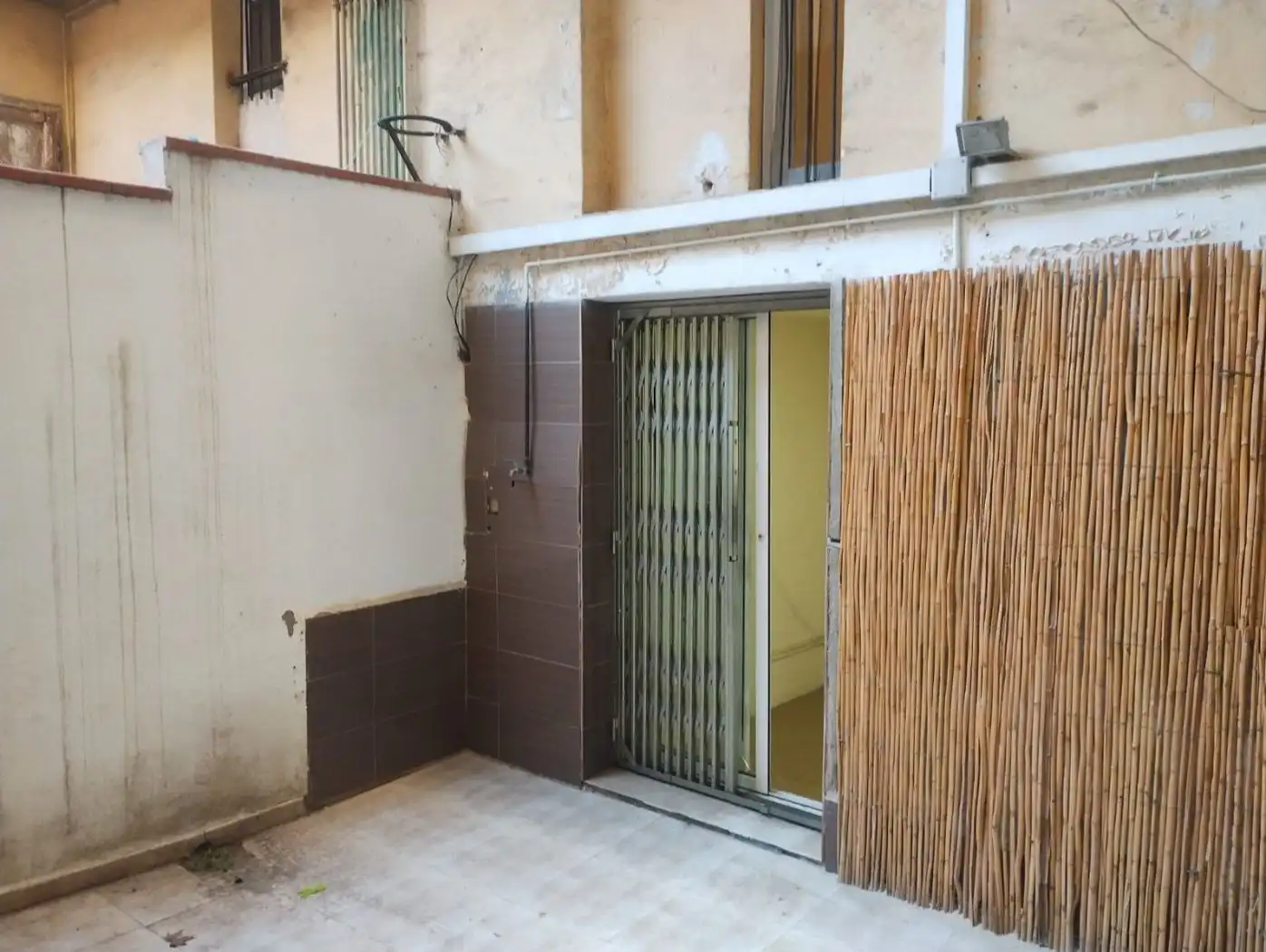Business premises for sale in Eixample, imagen 2