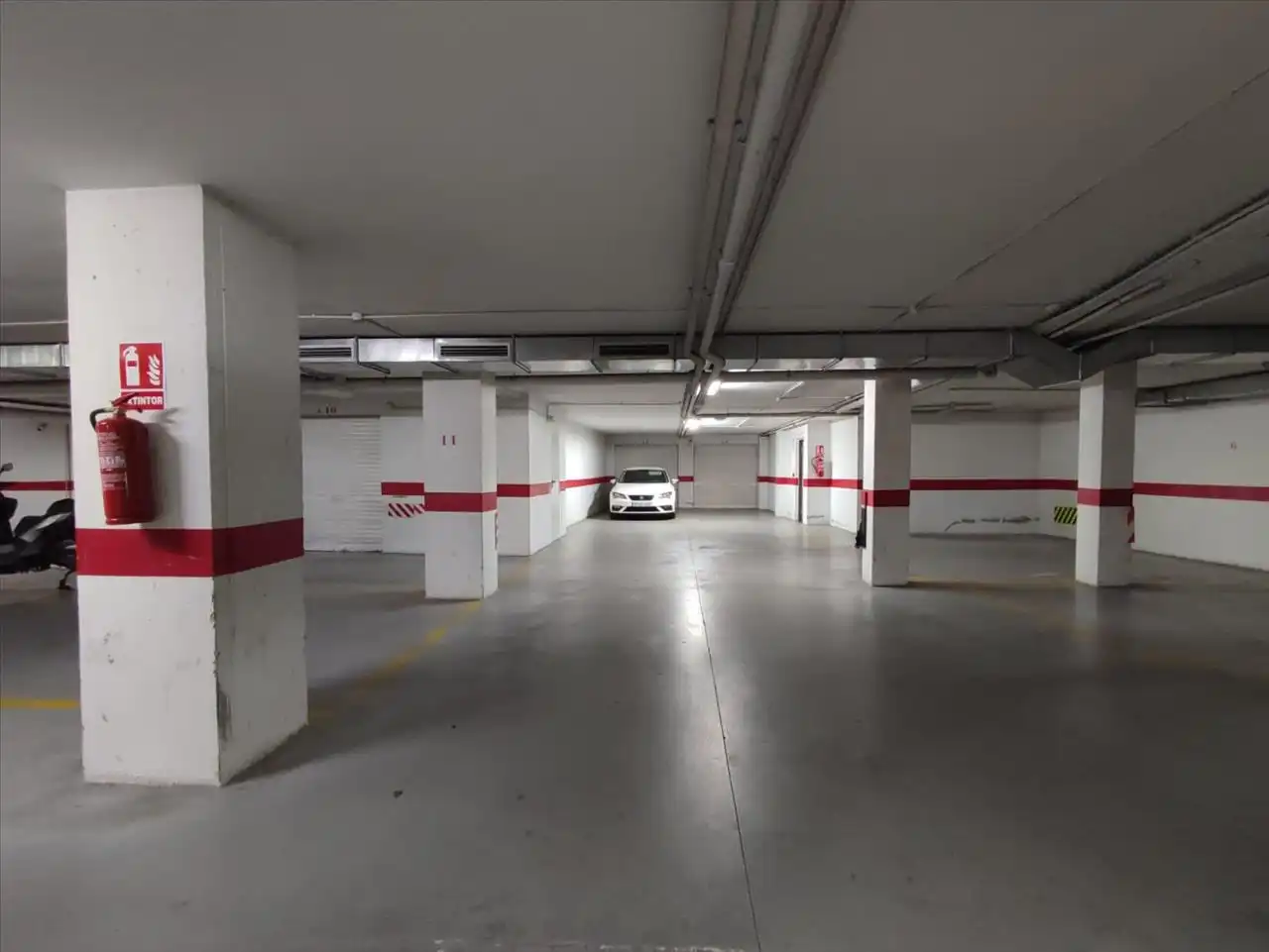 Individual for sale in Antonio Maratón Cerezo, imagen 4