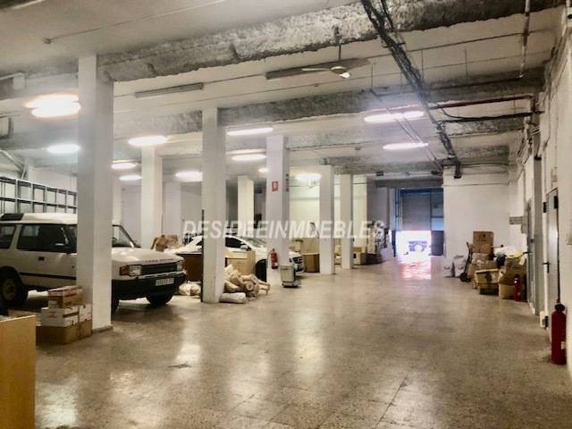 Nave industrial en Alquiler en Carrer del Doctor Olóriz en Marxalenes