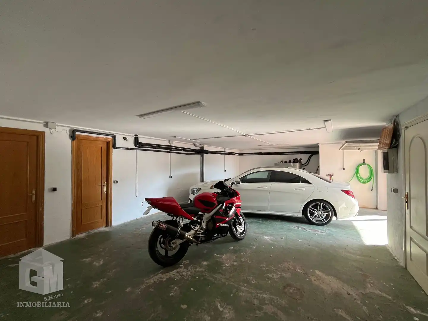 Parking de Casa o chalet de alquiler en Batres con Aire acondicionado, Calefacción y Jardín privado
