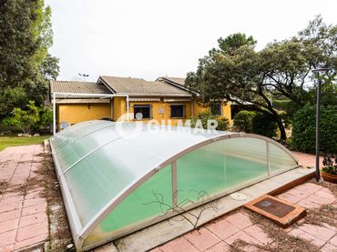 Chalet con piscina en venta en Hoyo de Manzanares