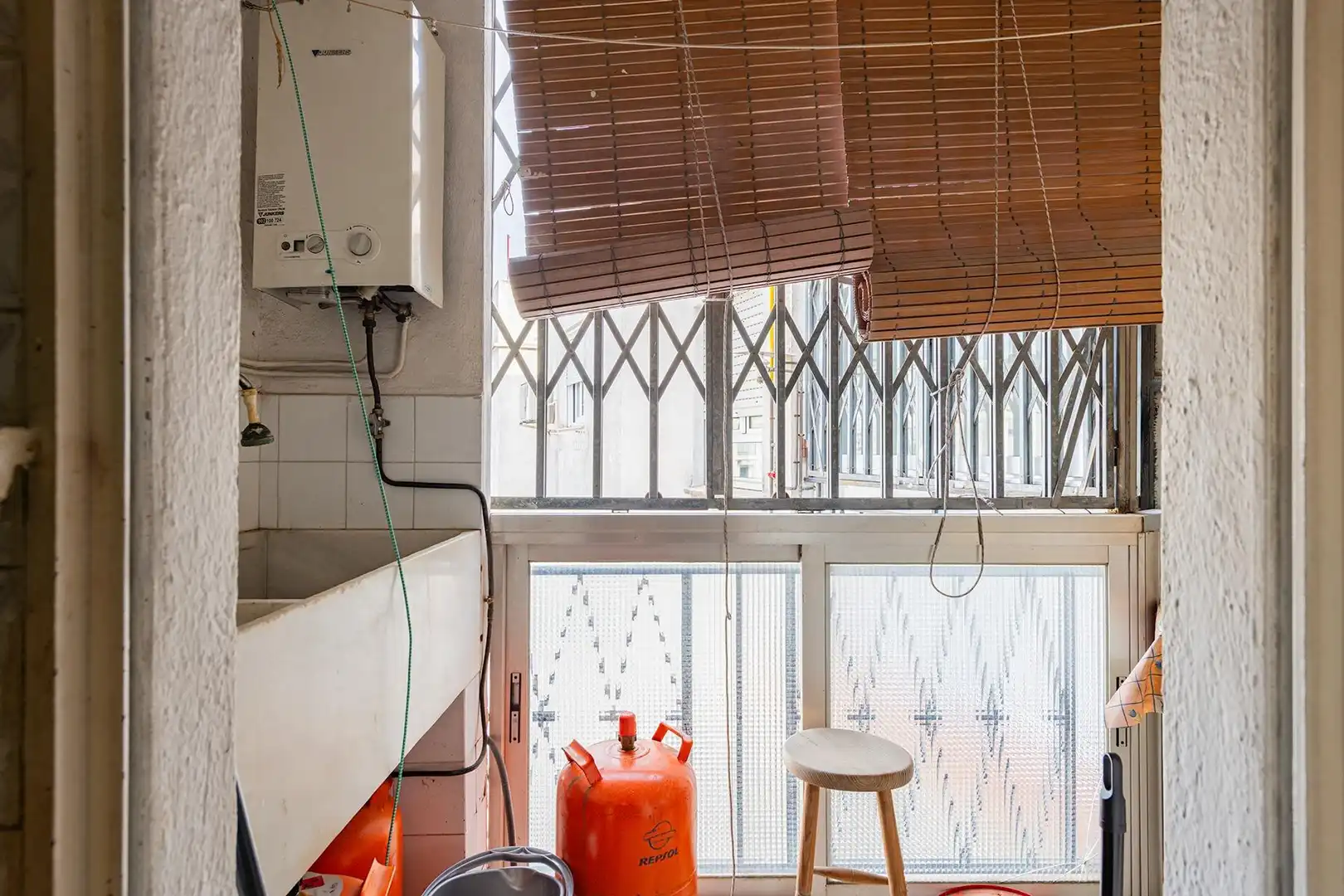 Küche von Wohnung zum Verkauf in Valencia mit Balkon